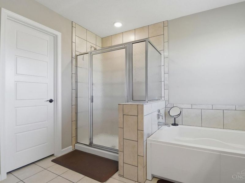 8156 Moonstone Drive, West Chester, OH 45241 Photo 32