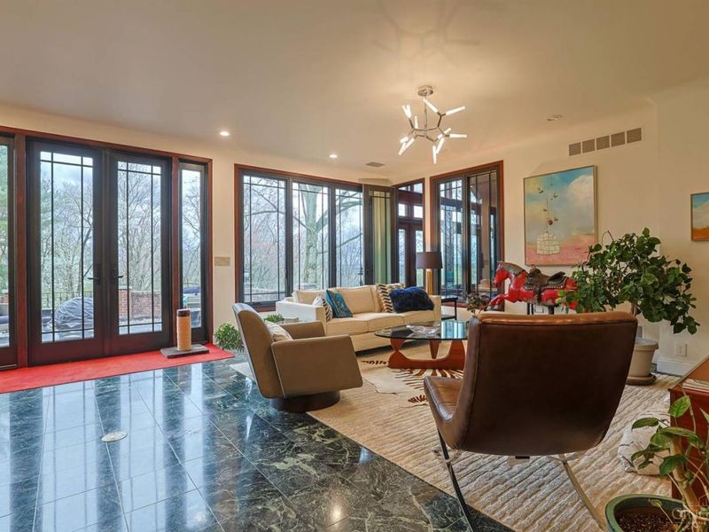 206 Hilltop Lane, Wyoming, OH 45215 Photo 12