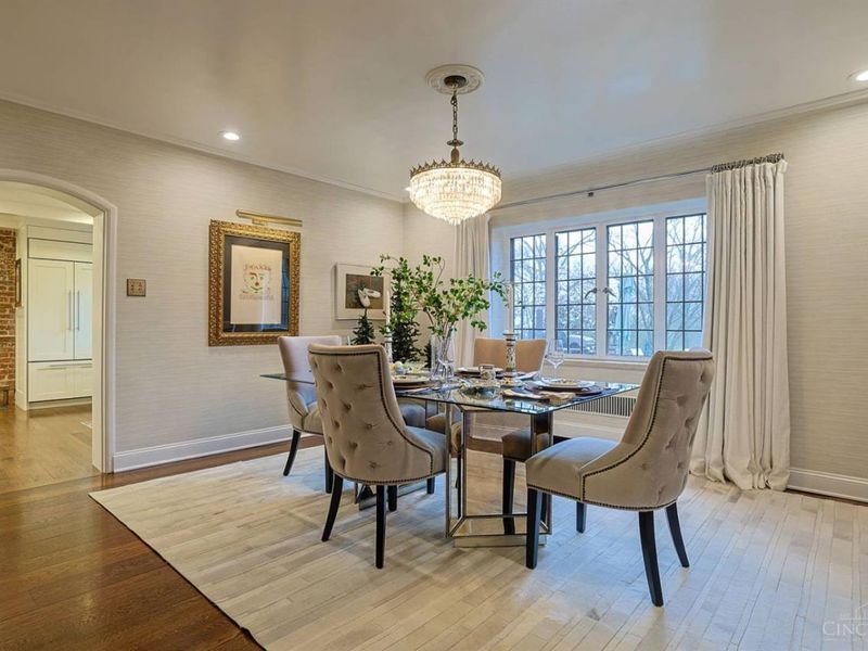 206 Hilltop Lane, Wyoming, OH 45215 Photo 16