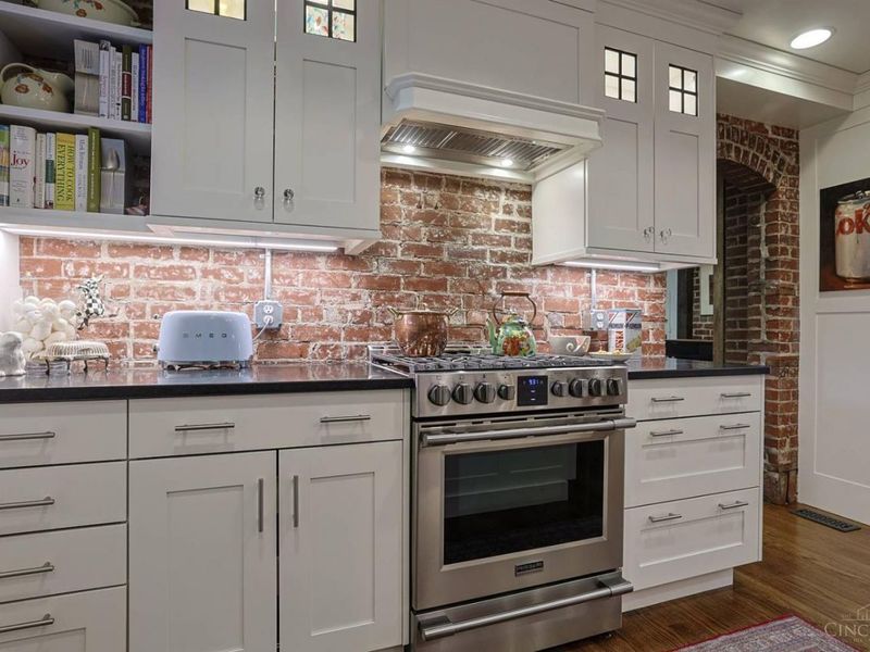 206 Hilltop Lane, Wyoming, OH 45215 Photo 22