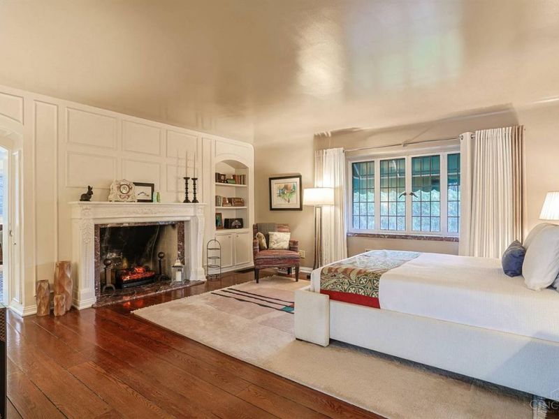 206 Hilltop Lane, Wyoming, OH 45215 Photo 27