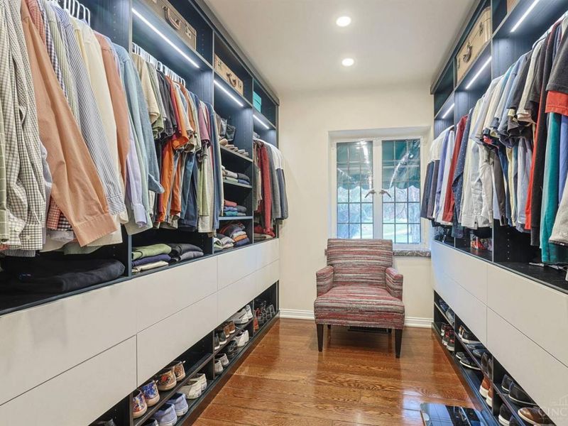 206 Hilltop Lane, Wyoming, OH 45215 Photo 29