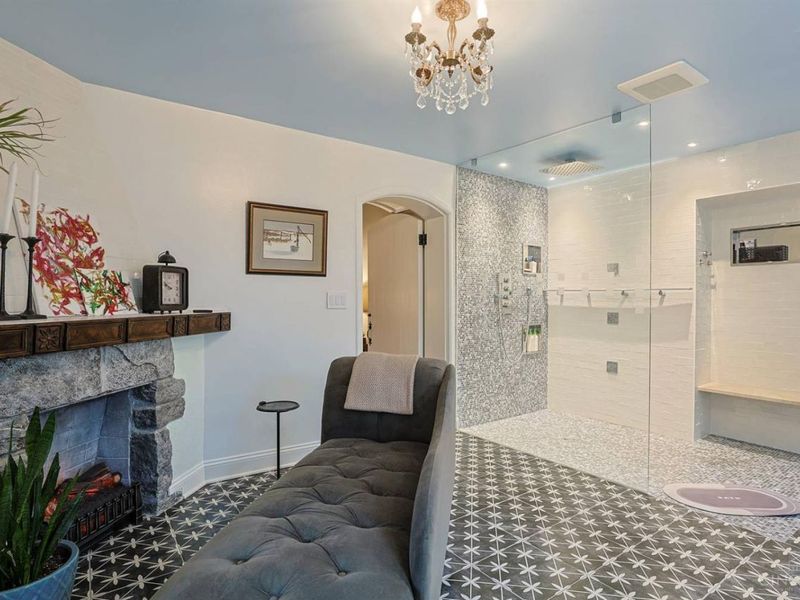 206 Hilltop Lane, Wyoming, OH 45215 Photo 30