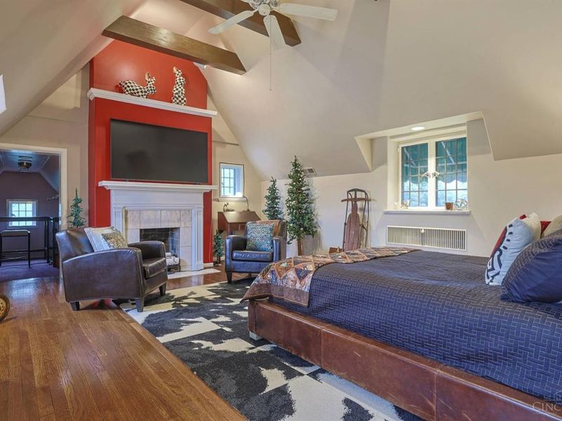 206 Hilltop Lane, Wyoming, OH 45215 Photo 32