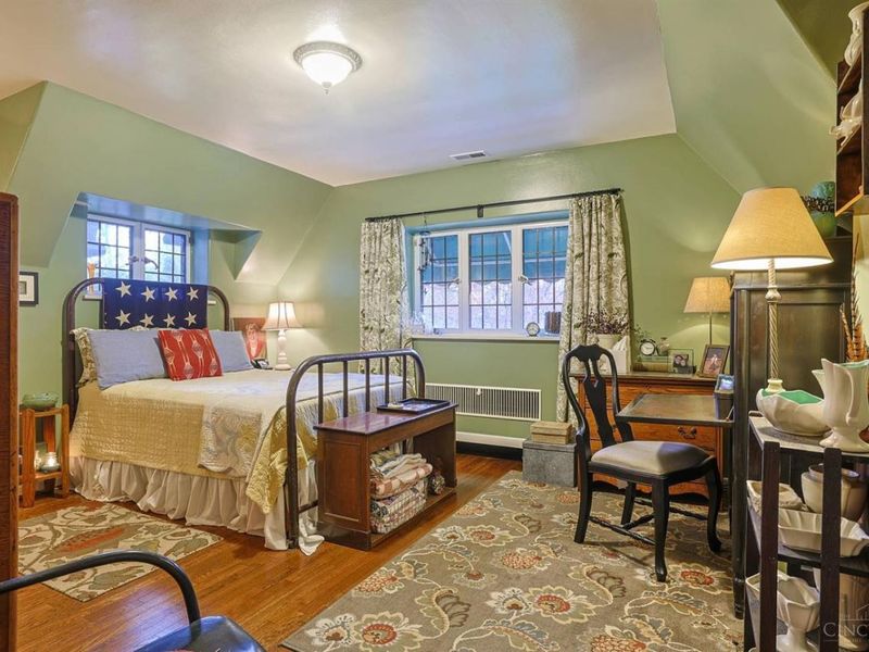 206 Hilltop Lane, Wyoming, OH 45215 Photo 34