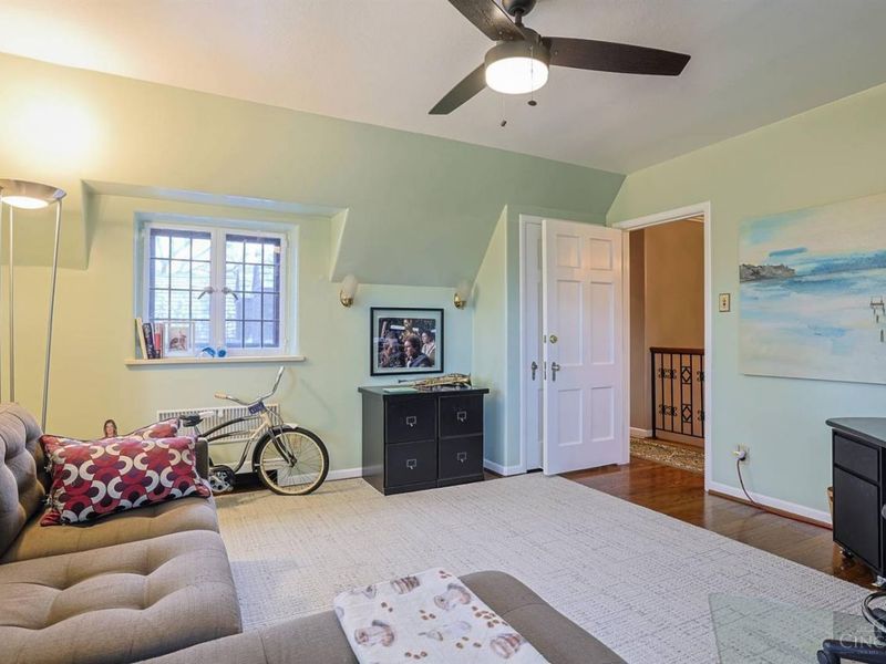 206 Hilltop Lane, Wyoming, OH 45215 Photo 37