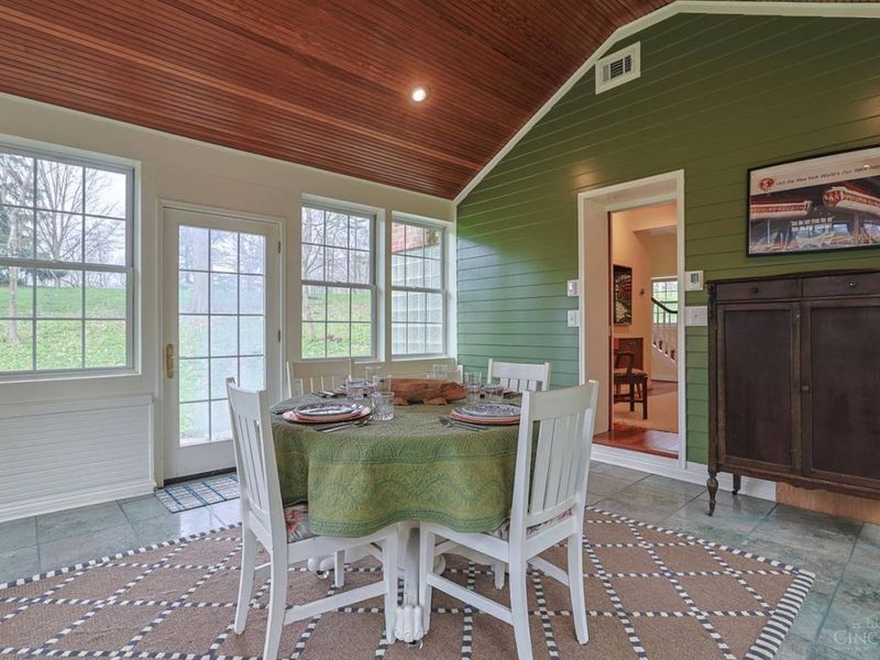 206 Hilltop Lane, Wyoming, OH 45215 Photo 59