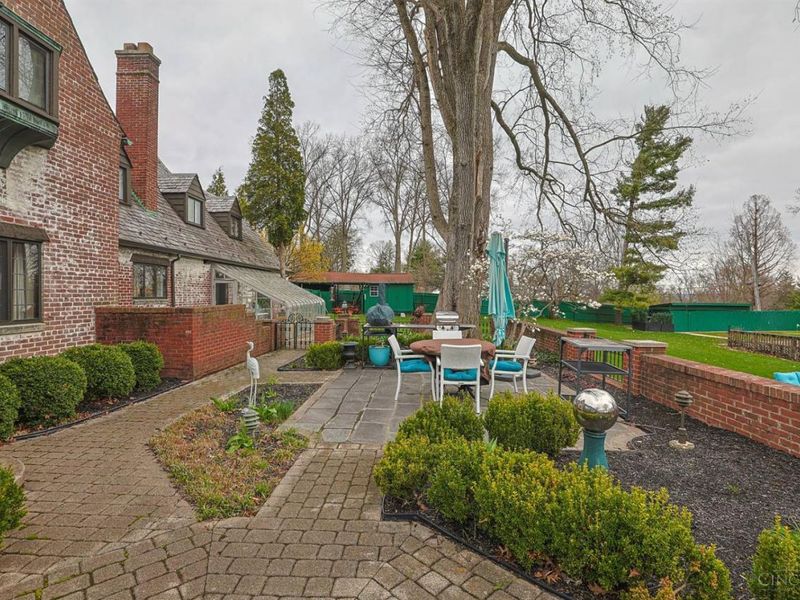 206 Hilltop Lane, Wyoming, OH 45215 Photo 62