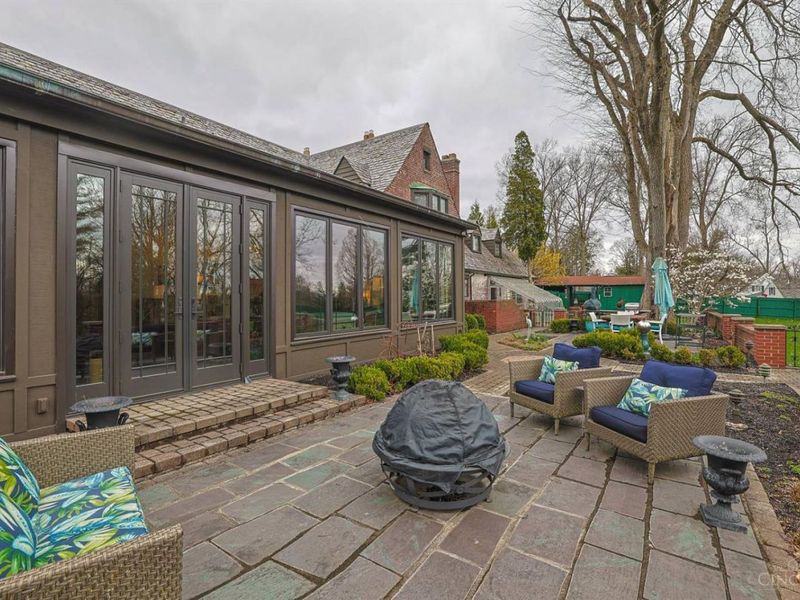 206 Hilltop Lane, Wyoming, OH 45215 Photo 76