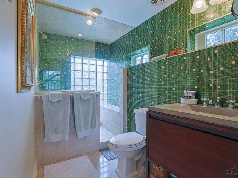 206 Hilltop Lane, Wyoming, OH 45215 Photo 83