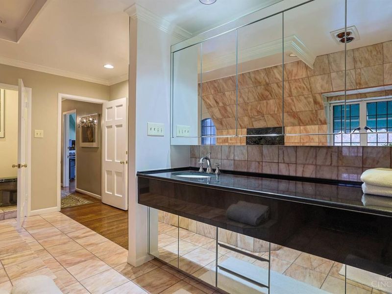 206 Hilltop Lane, Wyoming, OH 45215 Photo 85