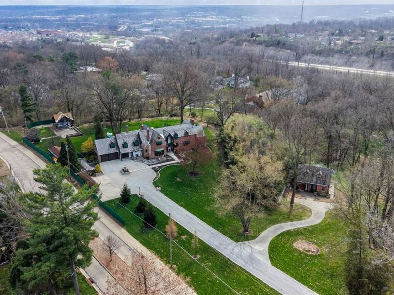 206 Hilltop Lane, Wyoming, OH 45215 Photo 88