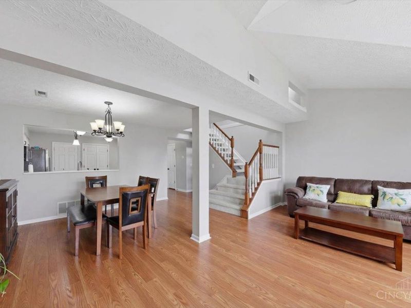 4190 East Village Drive, Mason, OH 45040 Photo 13