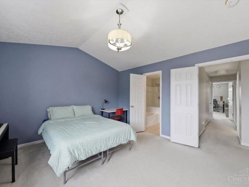 4190 East Village Drive, Mason, OH 45040 Photo 18