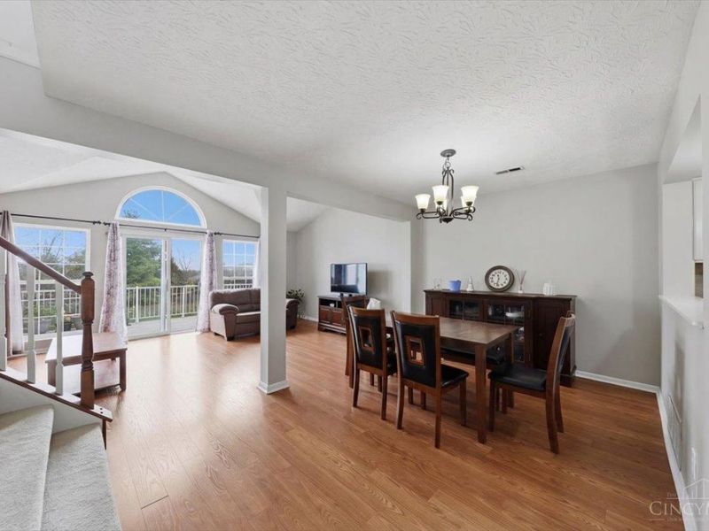 4190 East Village Drive, Mason, OH 45040 Photo 9