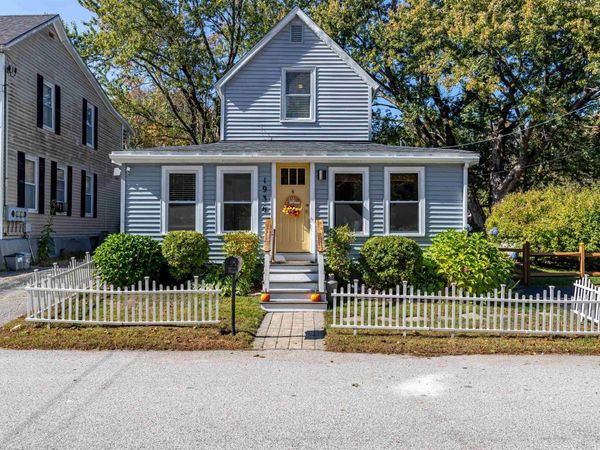 1936 Lake Shore Road, Manchester, NH 03109