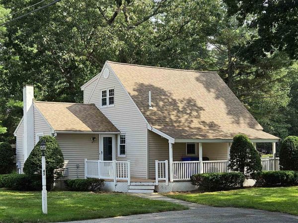 43 Parklane Road, Hampstead, NH 03811