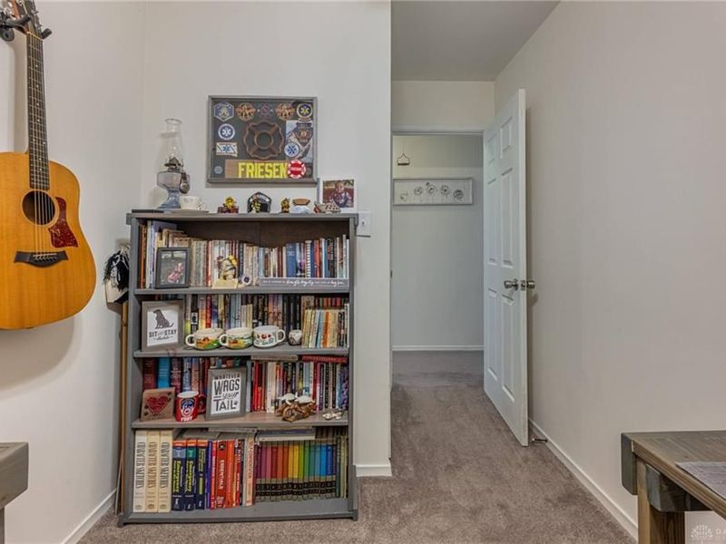 5943 Sharp Road, Riverside, OH 45432 Photo 21