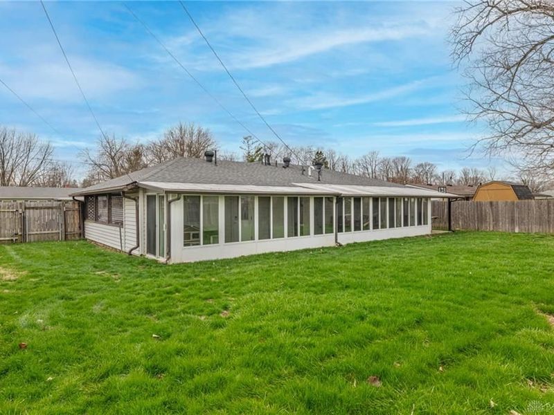 5943 Sharp Road, Riverside, OH 45432 Photo 26