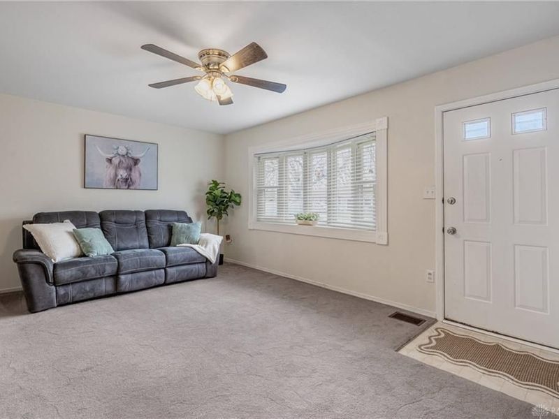 5943 Sharp Road, Riverside, OH 45432 Photo 3