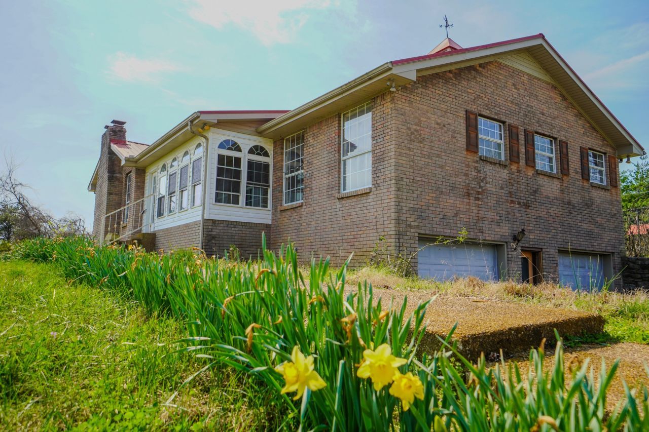 315 Cummings Ln, Gallatin, TN 37066 Main Photo