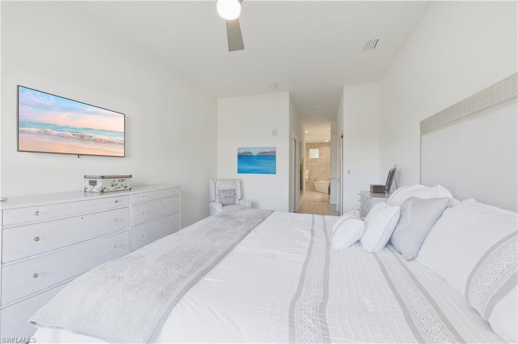 21450 Strada Nuova Cir, Unit A304, Estero, FL 33928 Photo