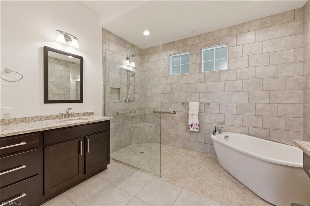 21450 Strada Nuova Cir, Unit A304, Estero, FL 33928 Photo