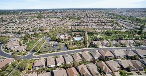 7540 Abbey, Elk Grove, CA 95757 Photo