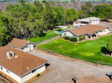 9985-9999 N Shelton Rd, Linden, CA 95236 Photo