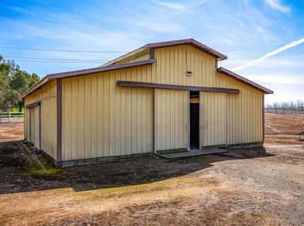 9985-9999 N Shelton Rd, Linden, CA 95236 Photo