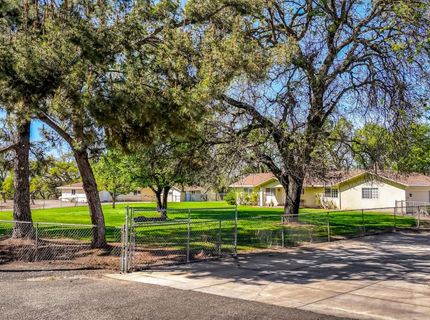 9985-9999 N Shelton Rd, Linden, CA 95236 Photo