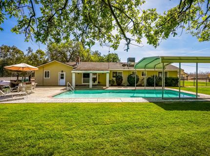 9985-9999 N Shelton Rd, Linden, CA 95236 Photo
