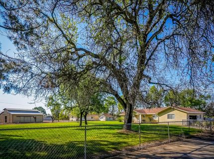 9985-9999 N Shelton Rd, Linden, CA 95236 Photo
