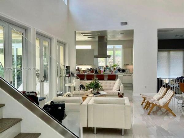 20815 NE 37th Ct, Aventura, FL 33180