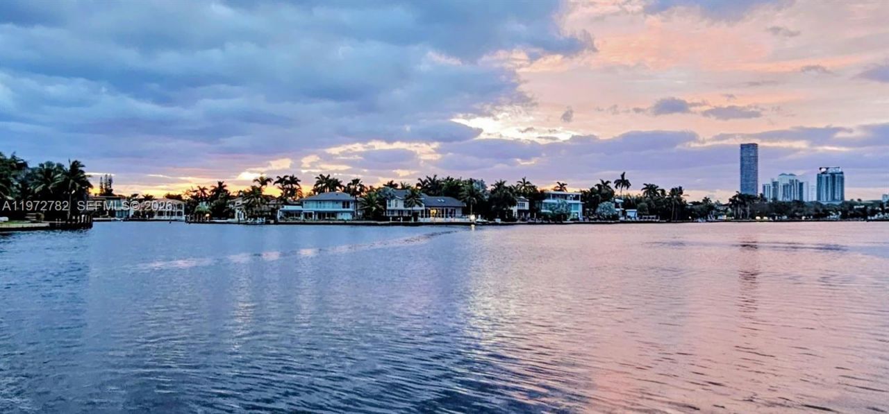 20815 NE 37th Ct, Aventura, FL 33180 Photo