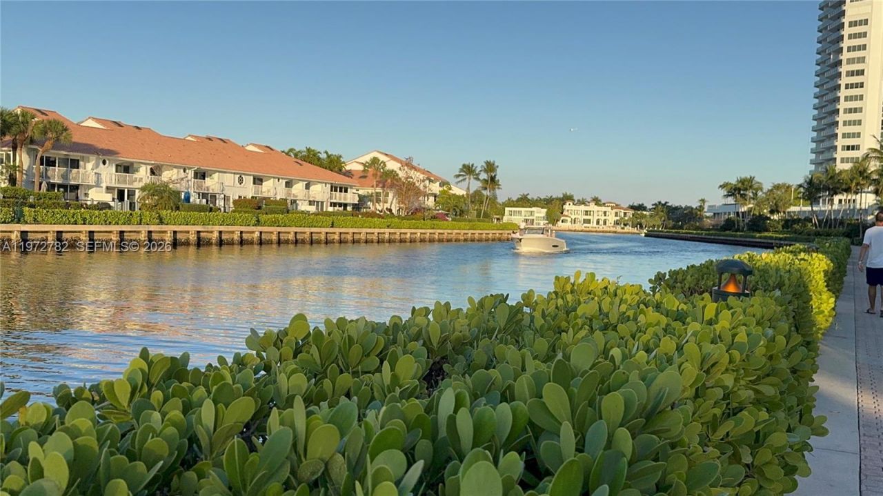 20815 NE 37th Ct, Aventura, FL 33180 Photo