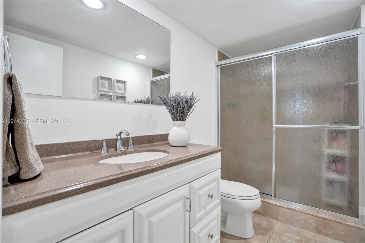 19380 Collins Ave, Unit 718, Sunny Isles Beach, FL 33160 Photo