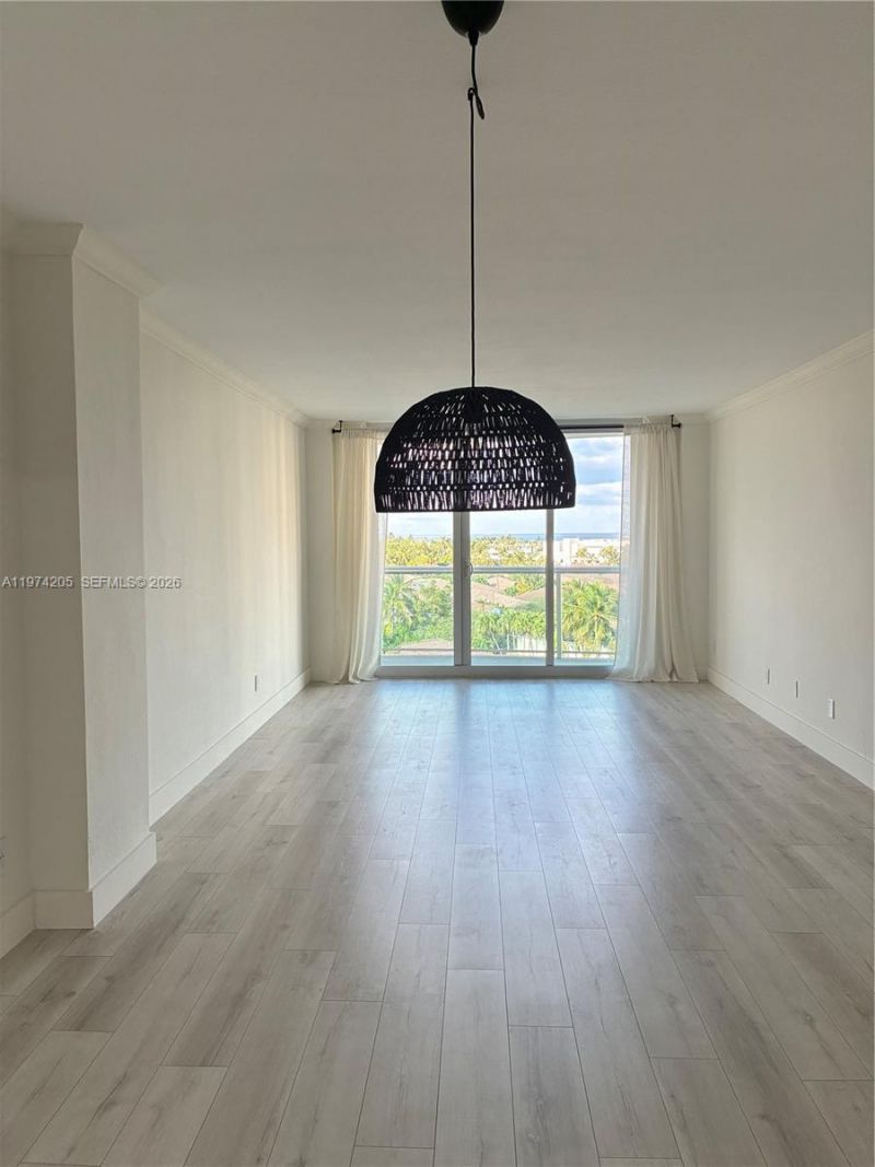 19380 Collins Ave, Unit 718, Sunny Isles Beach, FL 33160 Photo