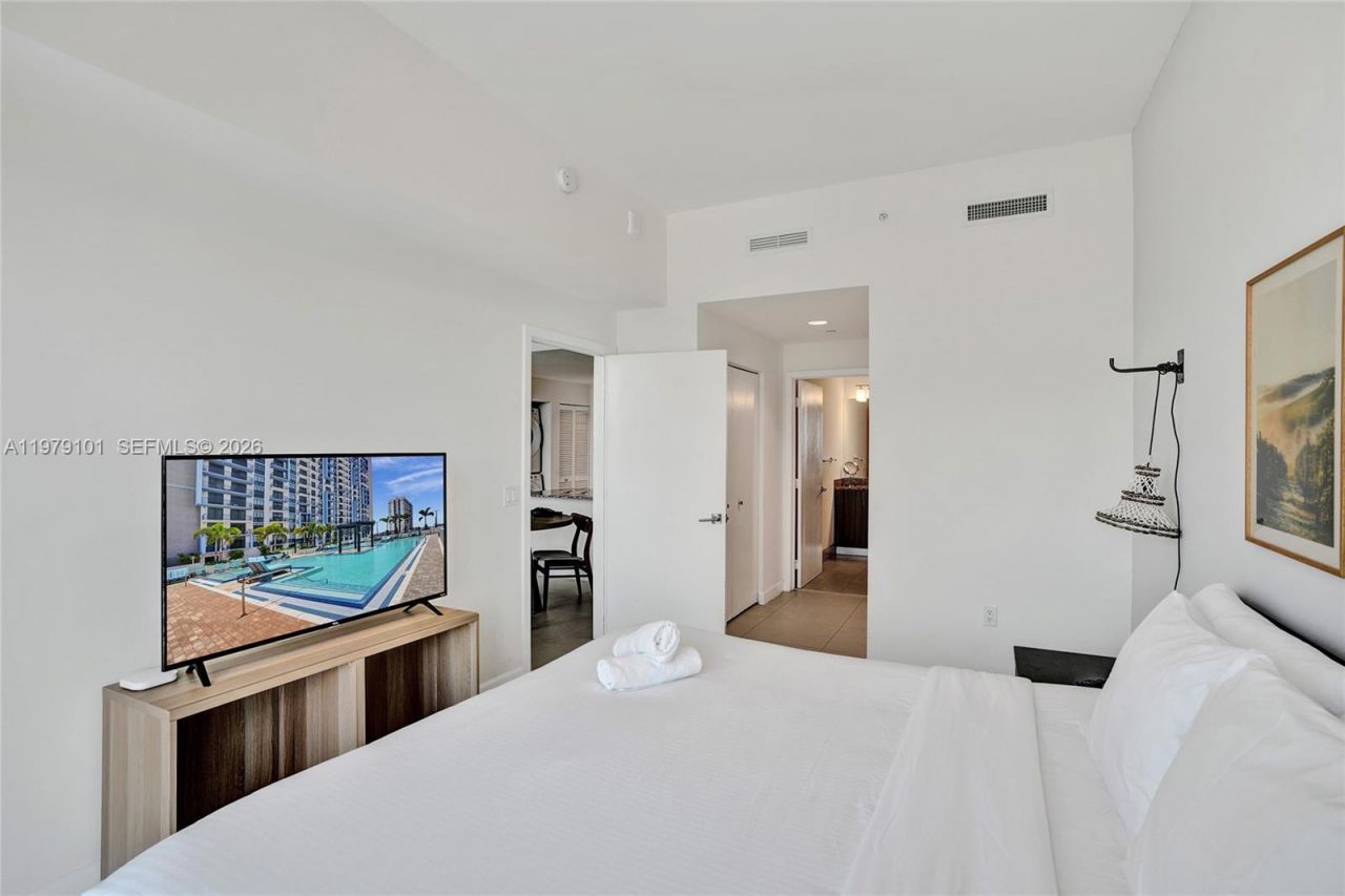 5350 NW 84th Ave , Unit 1804, Doral, FL 33166 Photo