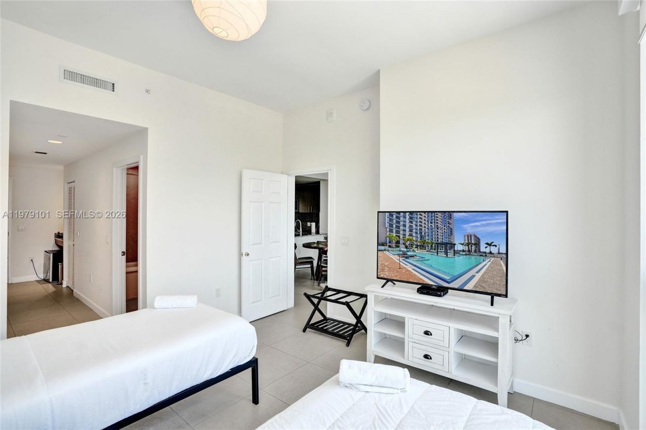 5350 NW 84th Ave , Unit 1804, Doral, FL 33166 Photo