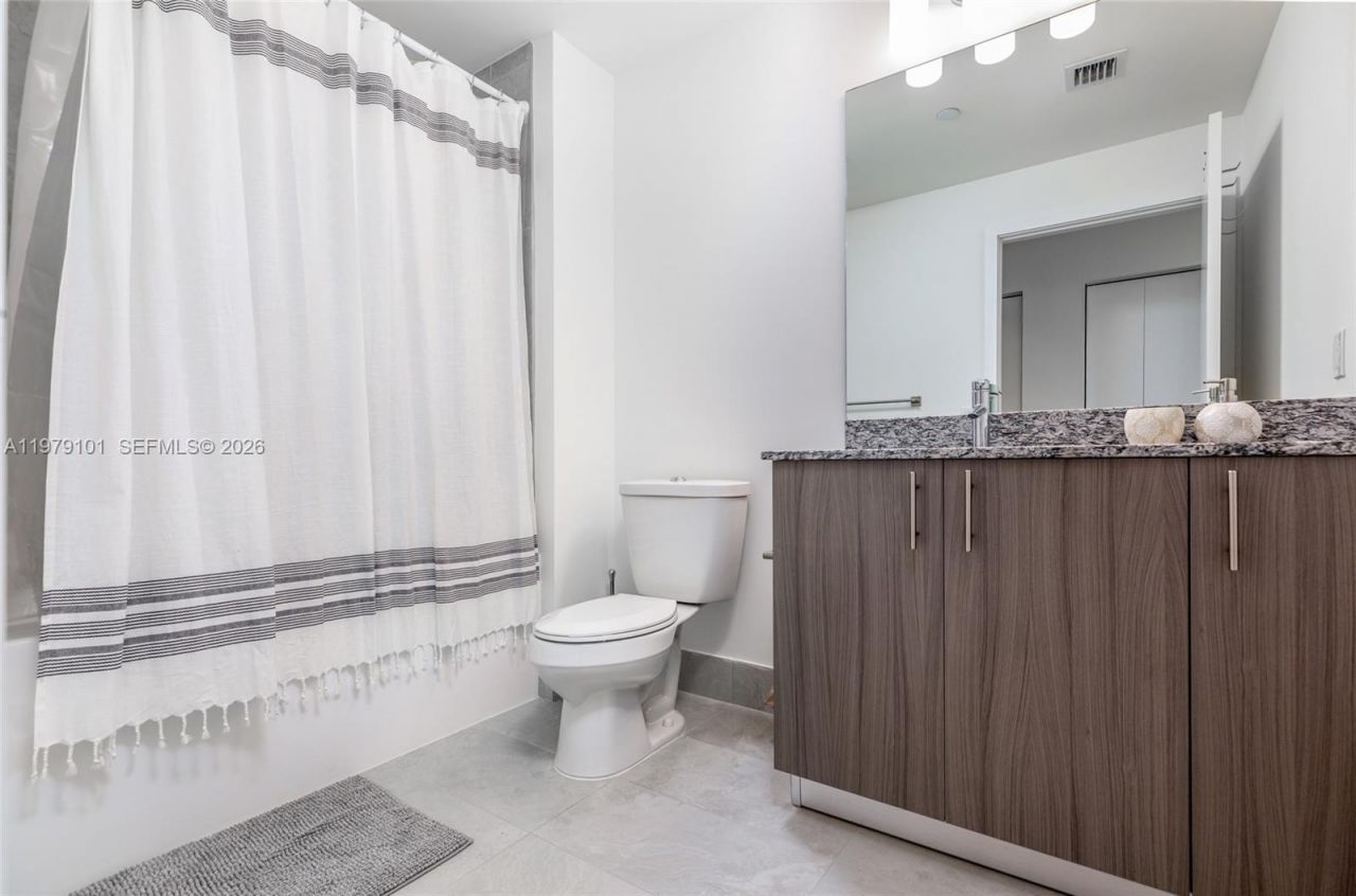 5350 NW 84th Ave , Unit 1804, Doral, FL 33166 Photo