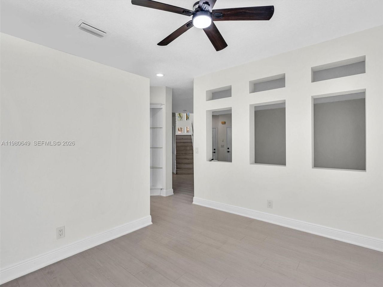 11407 S Lakeview Dr , Coral Springs, FL 33071 Photo