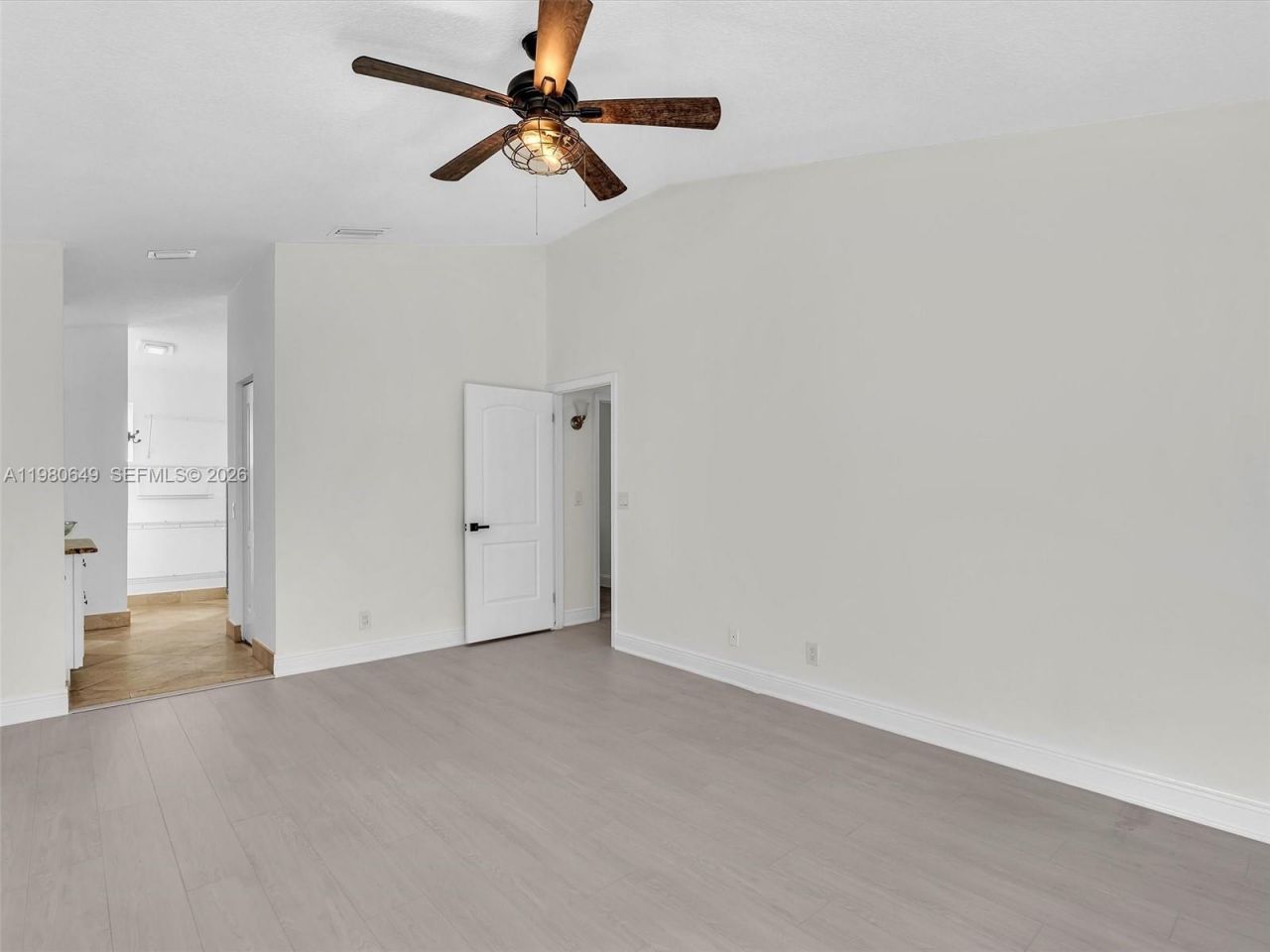 11407 S Lakeview Dr , Coral Springs, FL 33071 Photo