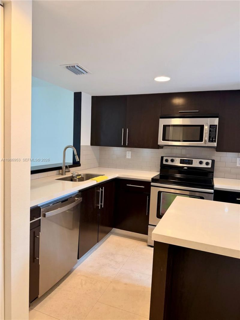 5570 SW 70th Pl S, Unit 5570, Miami, FL 33155 Photo
