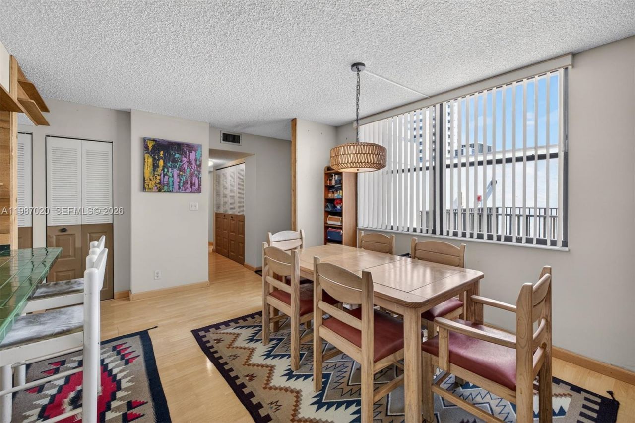 3350 NE 192nd St, Unit 5H-B, Aventura, FL 33180 Photo