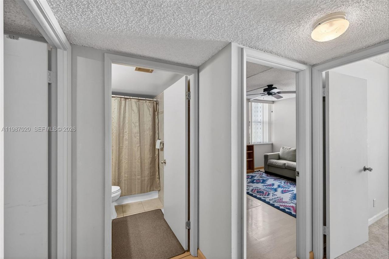 3350 NE 192nd St, Unit 5H-B, Aventura, FL 33180 Photo