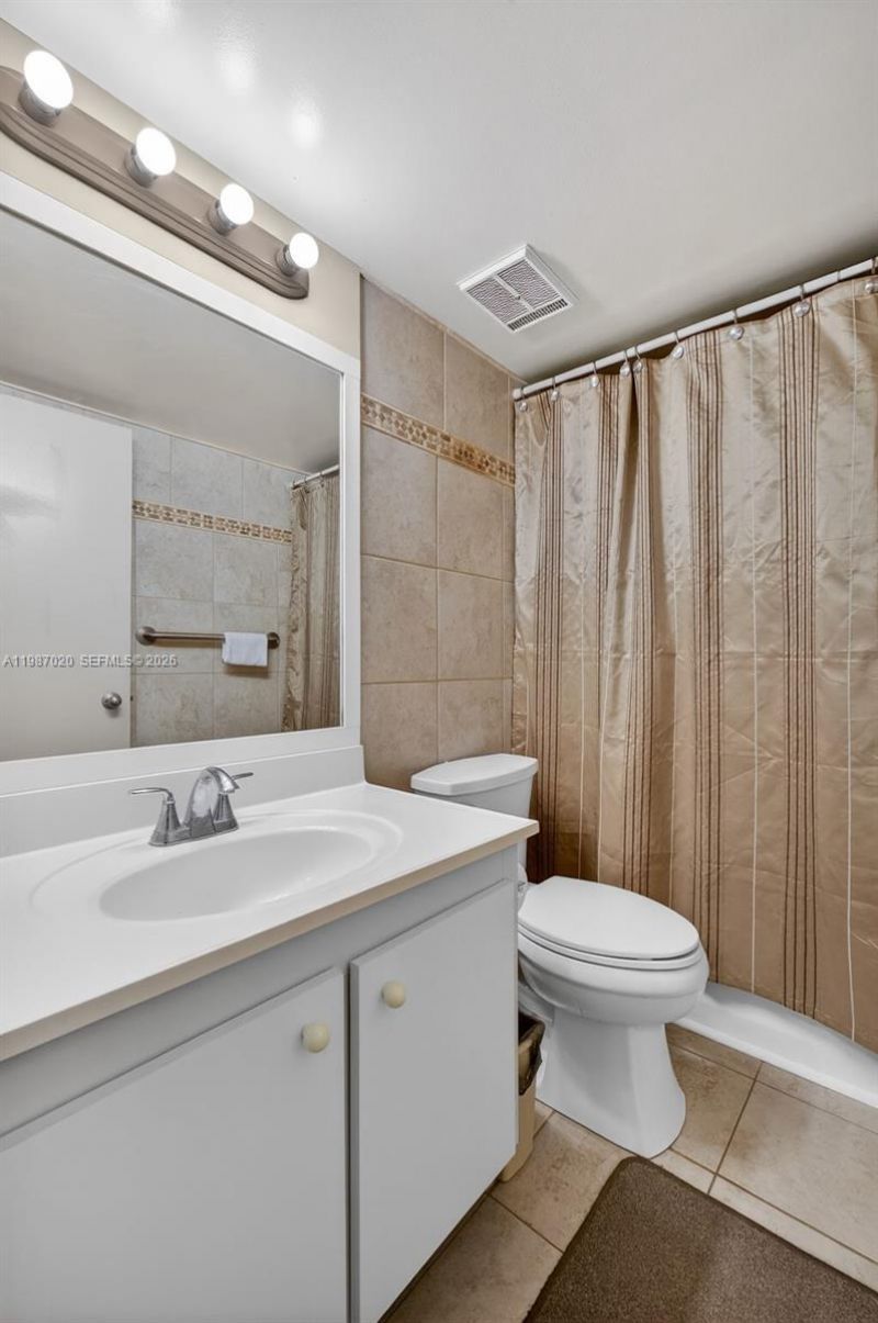 3350 NE 192nd St, Unit 5H-B, Aventura, FL 33180 Photo