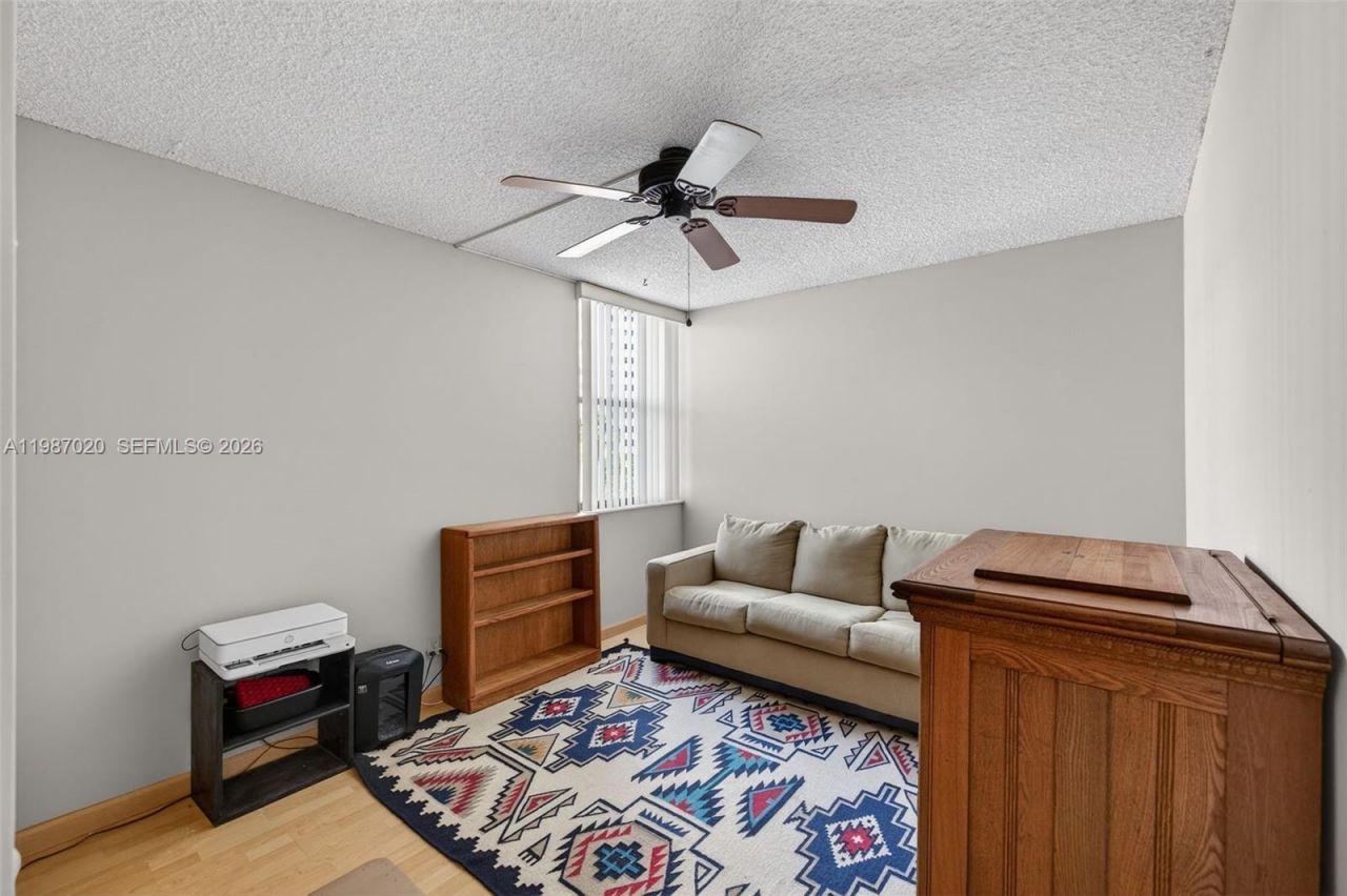 3350 NE 192nd St, Unit 5H-B, Aventura, FL 33180 Photo