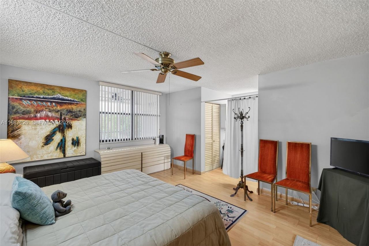 3350 NE 192nd St, Unit 5H-B, Aventura, FL 33180 Photo