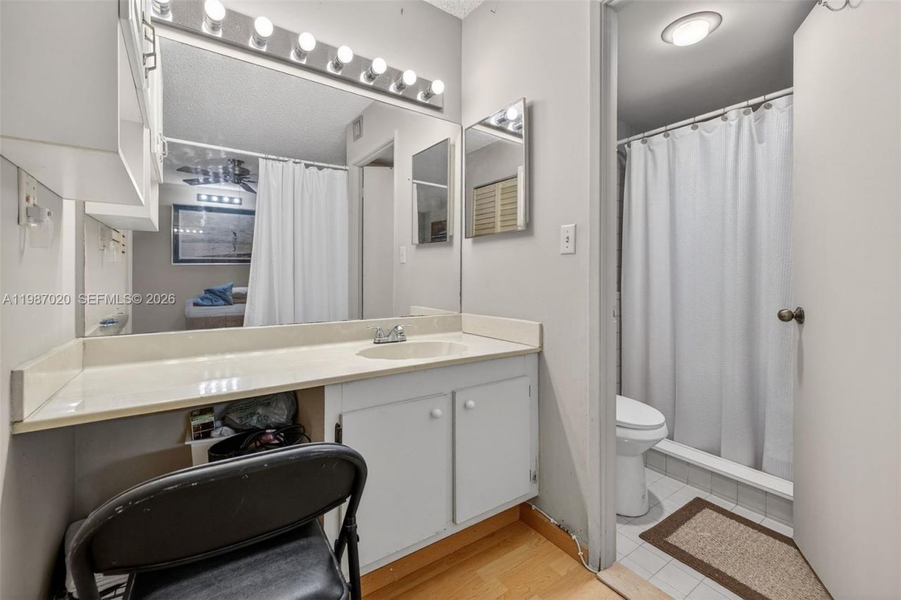 3350 NE 192nd St, Unit 5H-B, Aventura, FL 33180 Photo